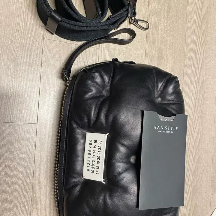 [BUNJANG] Maison Margiela Glam Slam Crossbody Bag / 메종마르지엘라 글램슬램 크로스백