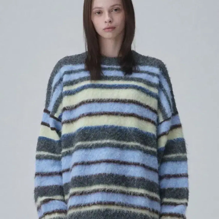 [BUNJANG] AKMU Horizon Sweater (Blue) / 아코크 호라이즌 스웨터 블루색상 판매합니다!