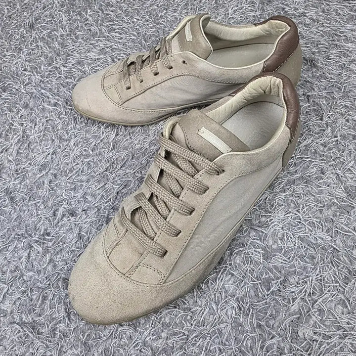 [BUNJANG] Max Mara Sneakers EU36 / 정품] Max Mara 막스마라 스니커즈 EU36/230