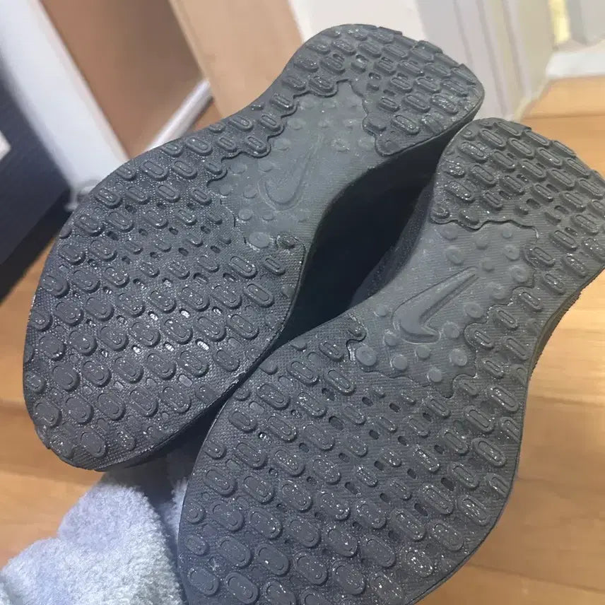 [BUNJANG] Nike Revolution 7 230 - Used / 나이키 레볼루션7 230