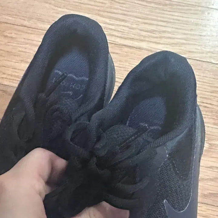 [BUNJANG] Nike Revolution 7 230 - Used / 나이키 레볼루션7 230