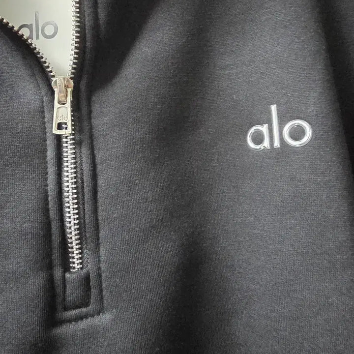 [BUNJANG] Black Half-Zip Sweatshirt / 알로 블랙 하프집업 맨투맨