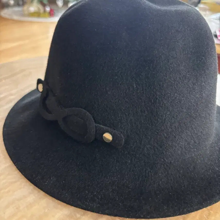 [BUNJANG] Helen Kaminski Hat / 헬렌카민스키 모자