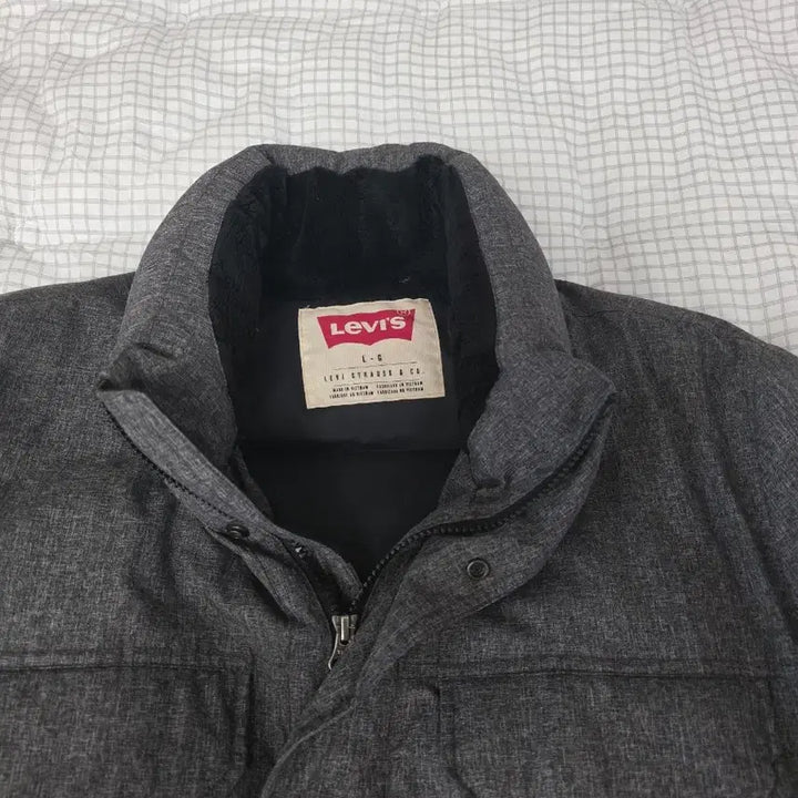 [BUNJANG] Levi's Grey Padded Jacket 105 / 리바이스 패딩  회색      105