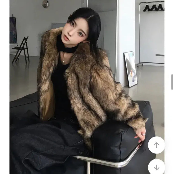 [BUNJANG] GOBLIN Fur Jacket / 이은 고블린 퍼자켓 퍼후크자켓