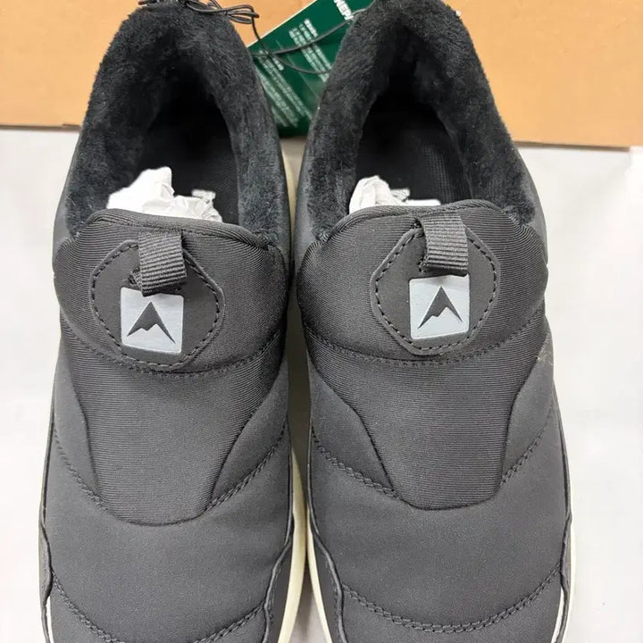 [BUNJANG] Nepa Women's Padded Shoes Size 230 / 네파 여성 패딩슈즈 230사이즈 새상품