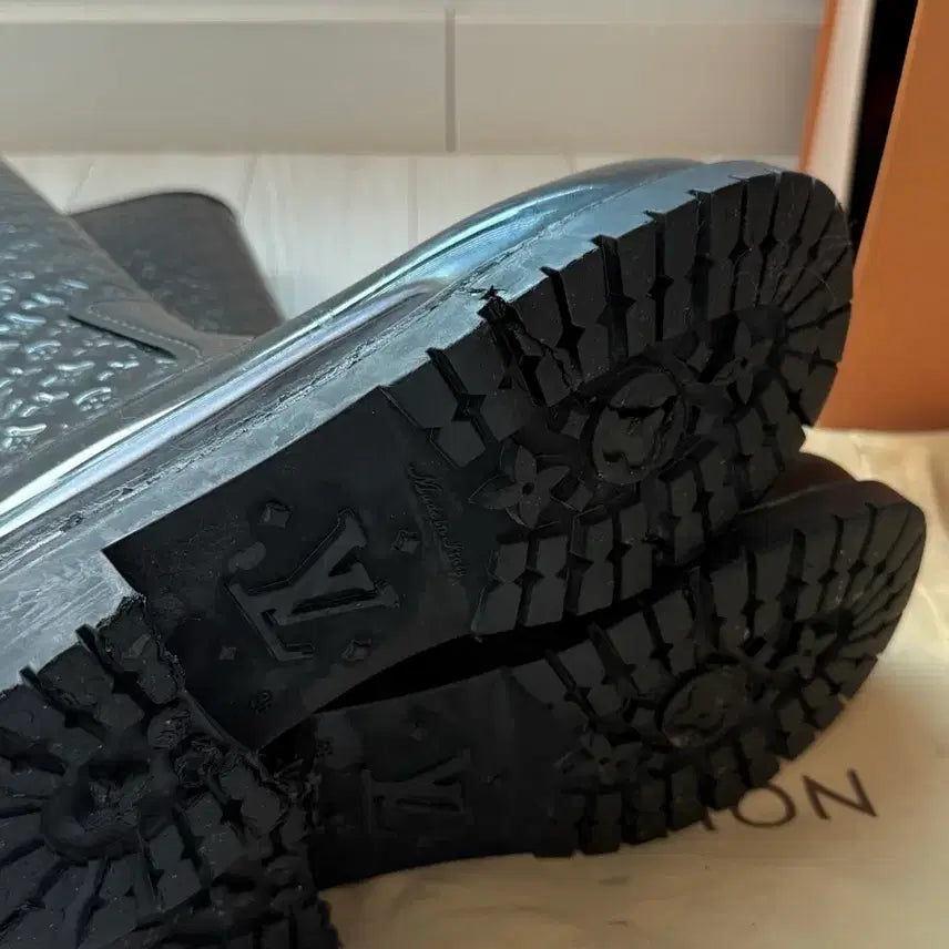 [BUNJANG] Louis Vuitton Monogram Rain Boots / 루이비통 블랙 모노그램 장화 레인부츠 38