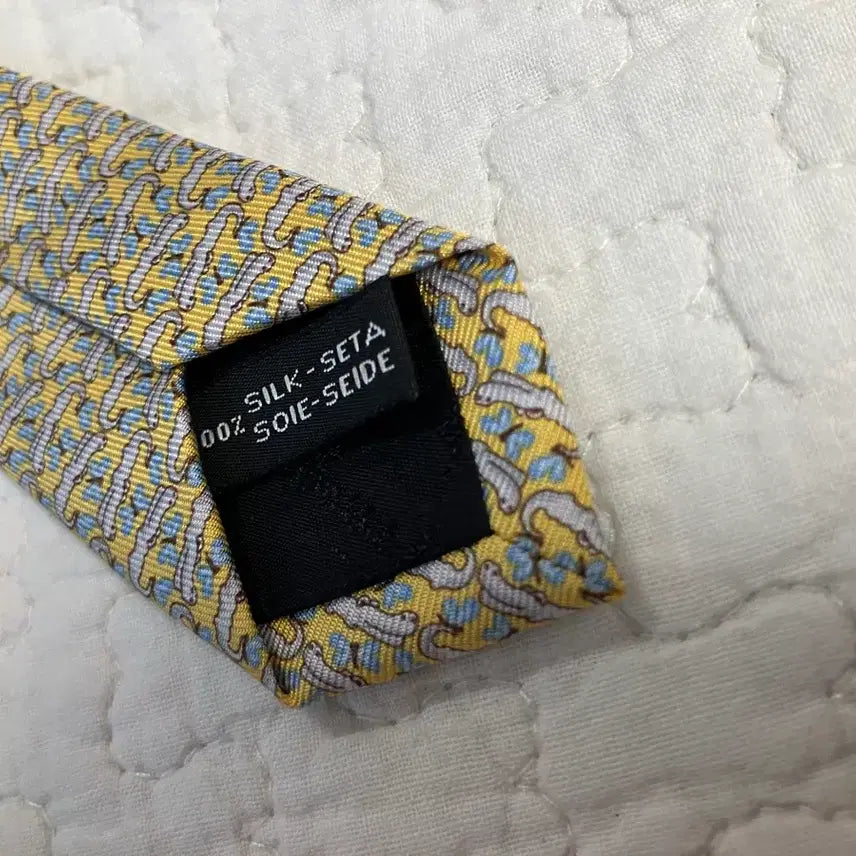 [BUNJANG] Ferragamo Necktie / 페레가모 넥타이 판매합니다