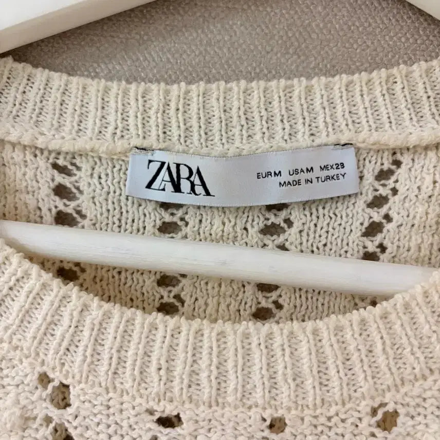 [BUNJANG] ZARA Ivory Knit Top / 자라 반팔니트 여m