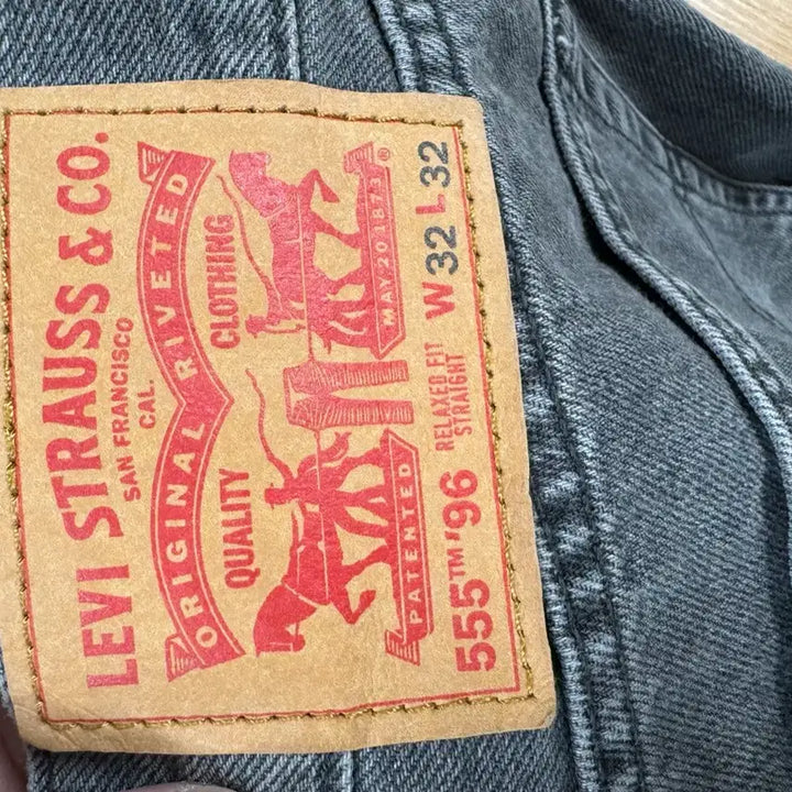 [BUNJANG] Levi's 555 Black Wash Jeans / 리바이스 555 블랙 워싱진 새제품