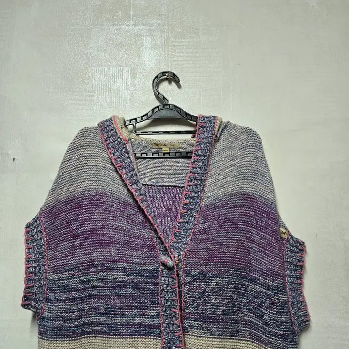 [BUNJANG] Thursday Island Hooded Knit Long Vest / 써스데이아일랜드 후드 니트 롱조끼 S