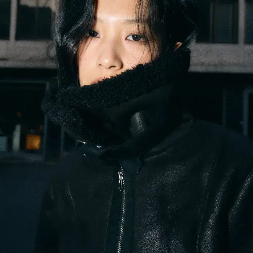 [BUNJANG] Helene Paris FITTED Suede Mustang Black / 새상품) 헬레네파리스 피티드 스웨이드 무스탕 블랙