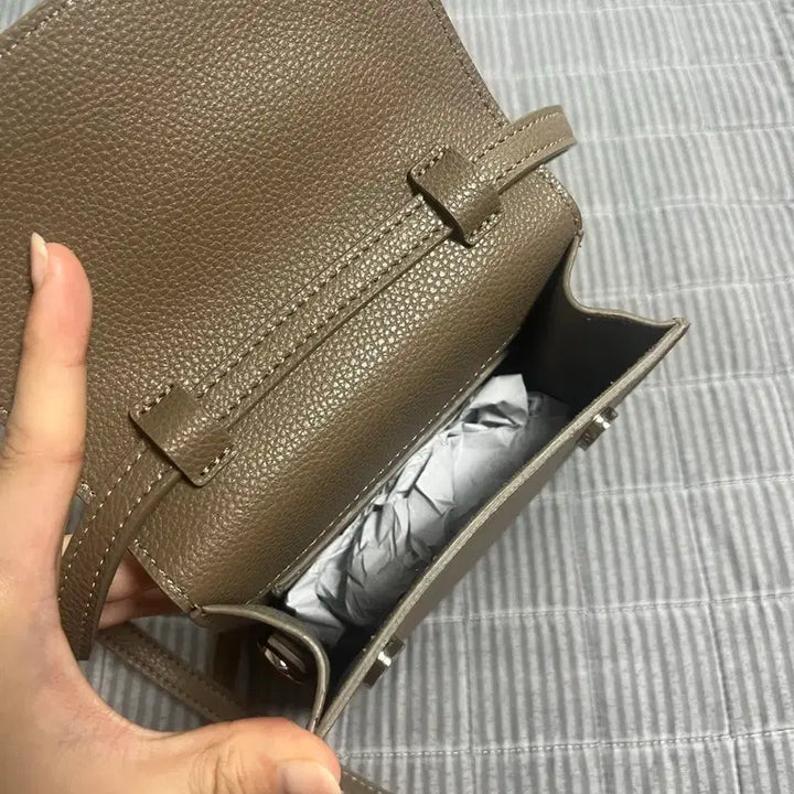 [BUNJANG] Marhen J Crossbody Bag / 마르헨제이 크로스백