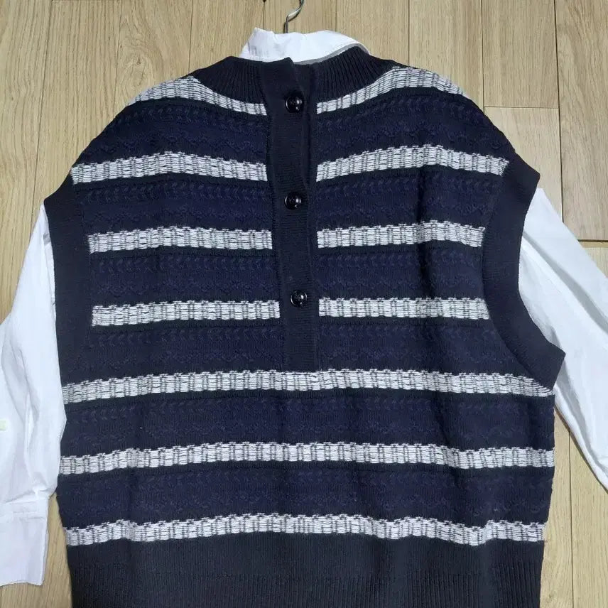 [BUNJANG] System Knit Vest F / SYSTEM 니트베스트F