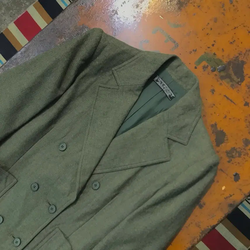 [BUNJANG] Givency 90s Khaki Double Button Wool Jacket / 90s 지방시 카키색 더블 버튼 울 자켓 여성 44 55 사이즈