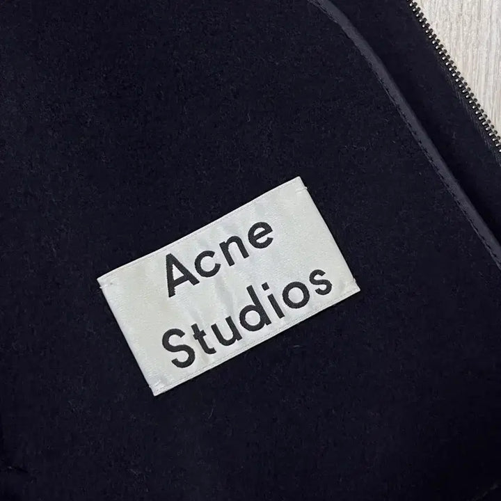 [BUNJANG] Acne Studios Handmade Wool Cashmere Jacket - Navy / [52] 아크네 스튜디오 핸드메이드 울 캐시미어 자켓 - 네이비