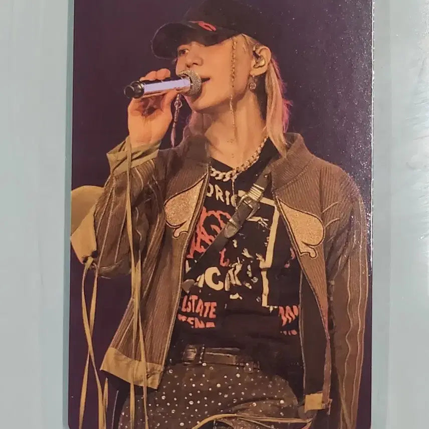 샤이니 월드VI 퍼펙트일루미네이션 DVD 프리오더 특전 포카 태민키민호