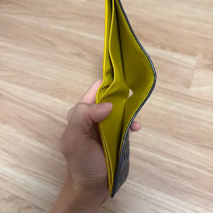 [BUNJANG] Bottega Veneta Intrecciato Two-Tone Wallet / 보테가베네타 인트레치아토 투톤 반지갑