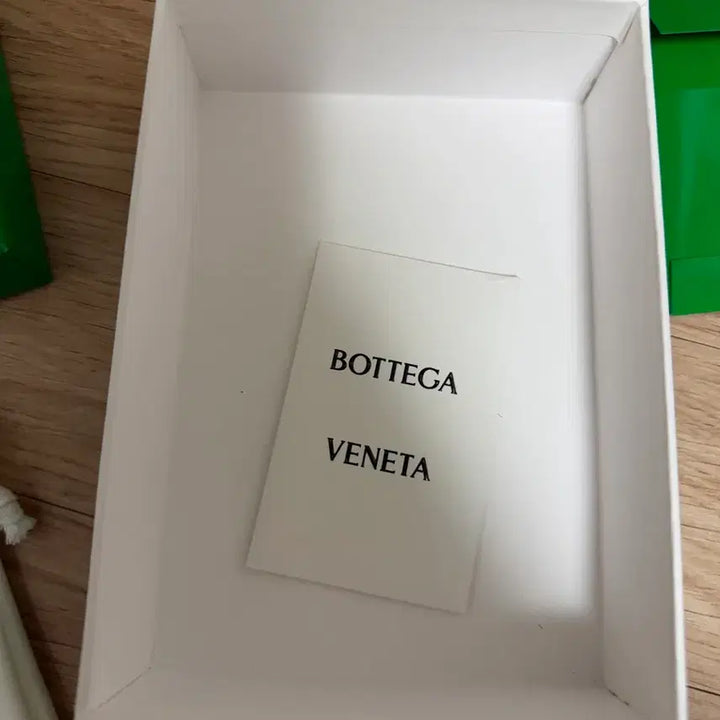 [BUNJANG] Bottega Veneta Intrecciato Two-Tone Wallet / 보테가베네타 인트레치아토 투톤 반지갑