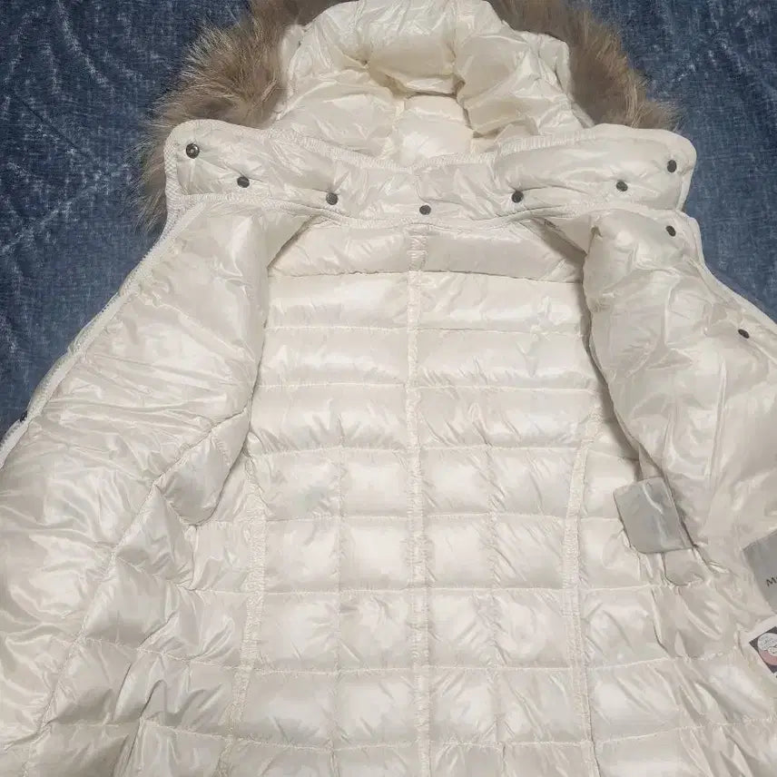 [BUNJANG] Mong White Padded Jacket / 몽 화이트패딩