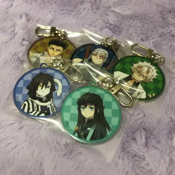 [BUNJANG] Demon Slayer (Kimetsu no Yaiba) Keyring Bundle / 귀멸의 칼날 키링 5개 일괄 무이치로 이구로