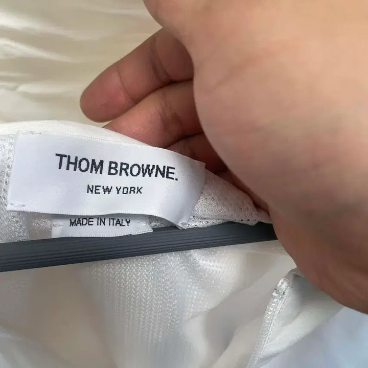 [BUNJANG] Thom Browne 4-Size Hooded Windbreaker / 톰브라운 삼선 후드 바람막이 4사이즈