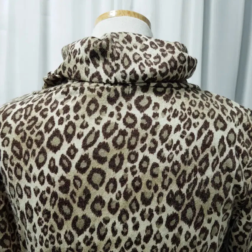 [BUNJANG] Vintage Leopard Pattern Turtleneck Wool Long Sleeve T-shirt (Women's M) / JPN 빈티지 레오파드 패턴 목폴라 울 긴팔 티셔츠 여M C1081