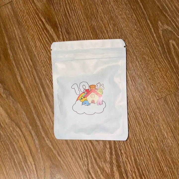 [BUNJANG] Sleepground 10th Anniversary Random Badge / 잠뜰 10주년 랜덤 캔뱃지