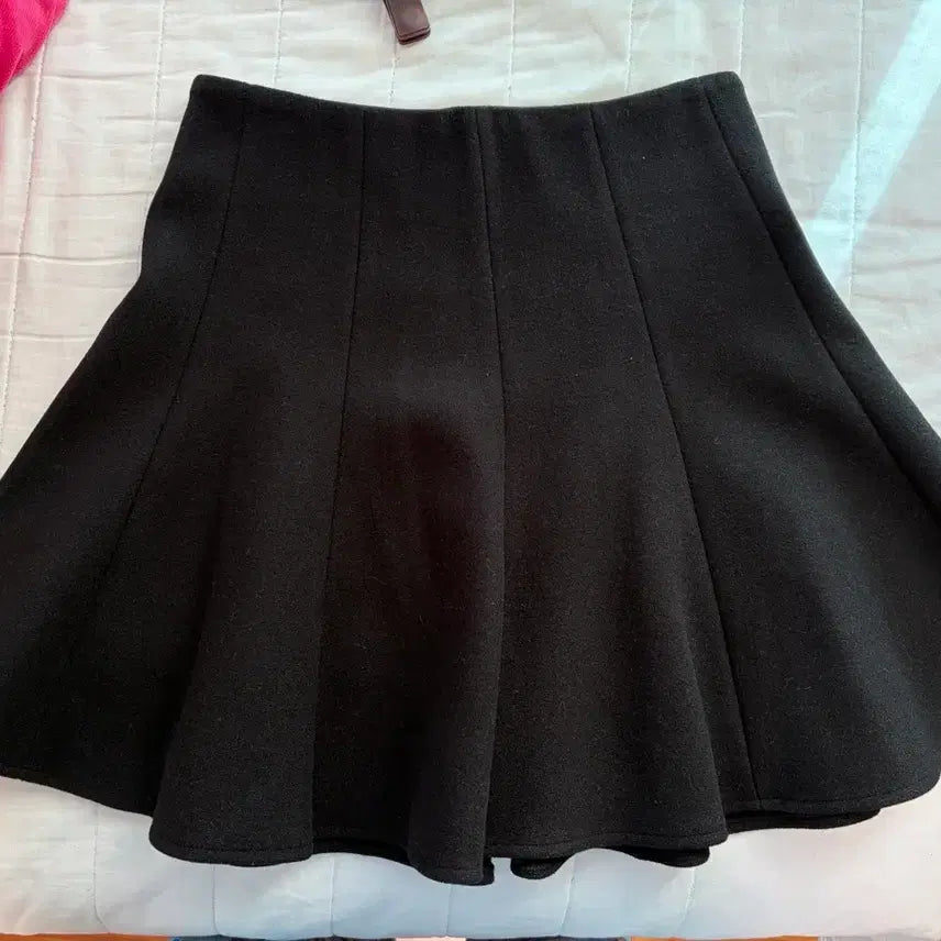 [BUNJANG] Mellow Closet Flare Wool Skirt - Black / 멜로우클로젯 플레어 울스커트 S 블랙