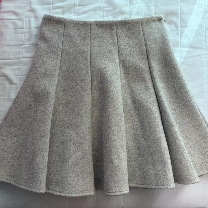 [BUNJANG] Mellow Closet Flare Wool Skirt - Oatmeal / 멜로우클로젯 플레어 울스커트 S 오트밀