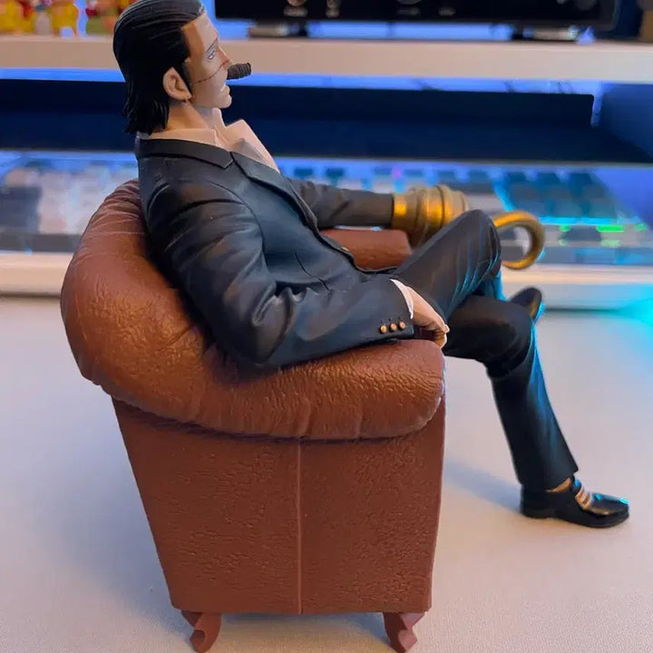 원피스 크로커다일 좌상 피규어