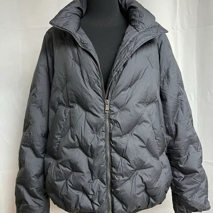 [BUNJANG] IZZAT BABA Goose Down Short Padded Jacket / 아이잗바바(IZZAT BABA) 구스다운 숏패딩.