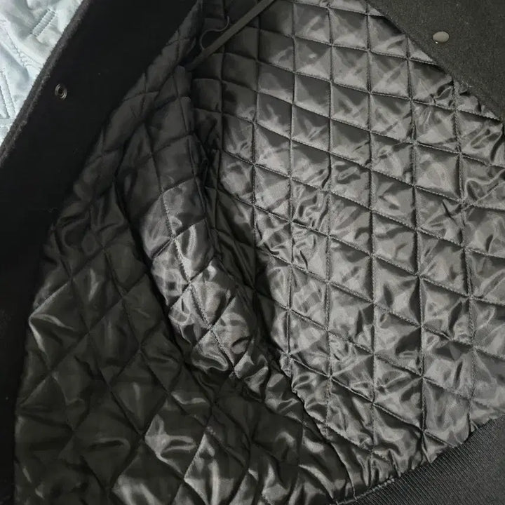 [BUNJANG] Darkroom Studio Varsity Jacket / 다크룸 스튜디오 바시티 자켓 블랙 L