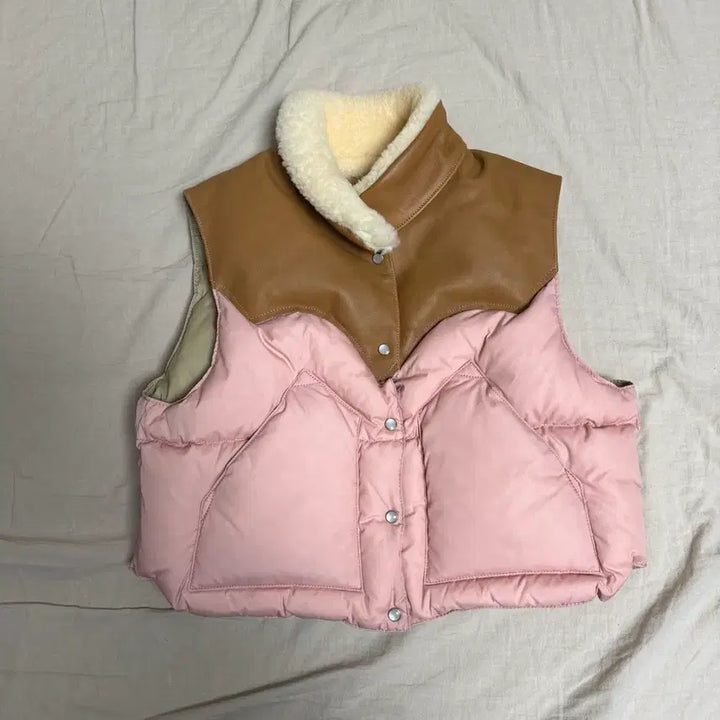 [BUNJANG] Rocky Mountain Annelle Vest Pink / [one]록키마운틴 ANNELLE VEST PINK