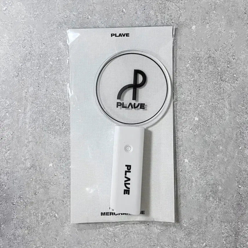 플레이브 임시응원봉 새제품 라이트스틱