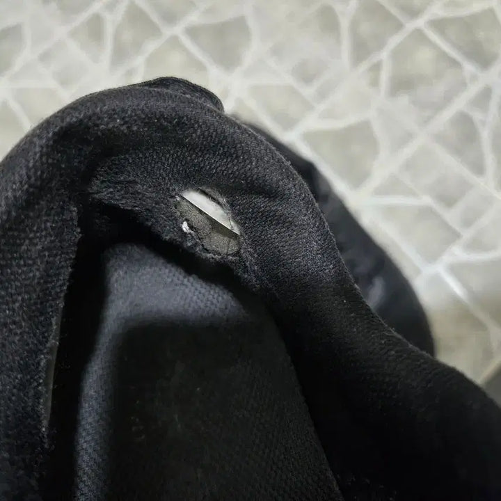 [BUNJANG] Hoka Bondi Black Sneakers 265mm / 호카 본디 검정 운동화 265 전투용으로 신으실분민