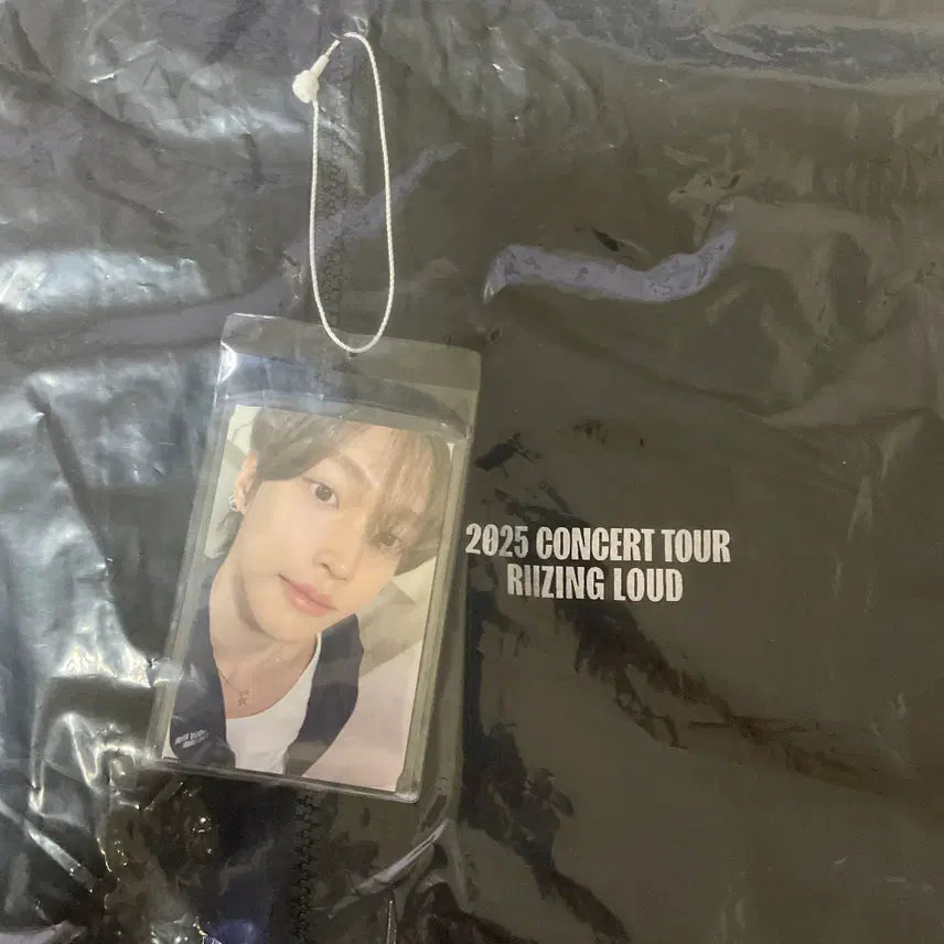 라이즈 원빈 라이징라우드 트랙자켓 포카 포토카드 미개봉