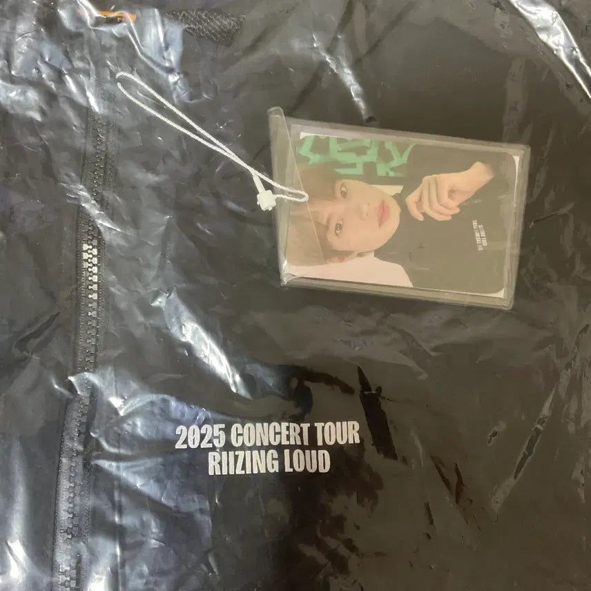 라이즈 소희 라이징라우드 트랙자켓 포카 포토카드 미개봉