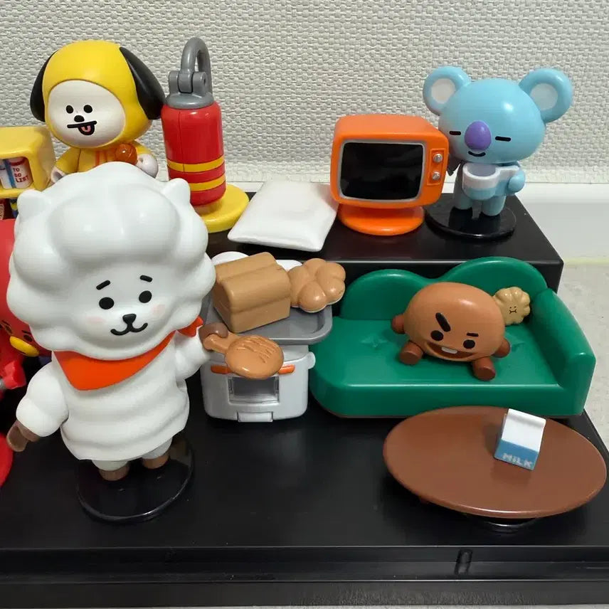 BT21 피규어 세트