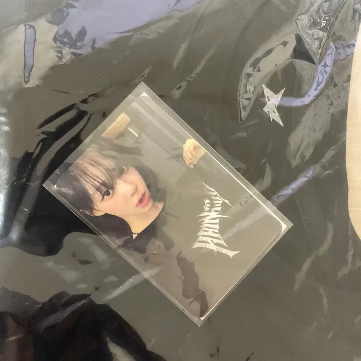 에스파 윈터 리치맨 숏 반팔 티셔츠 포카 포토카드 미개봉