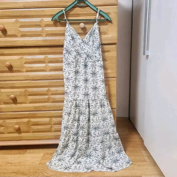 [BUNJANG] Floral Print Sleeveless Dress / 꽃무늬 나시 원피스