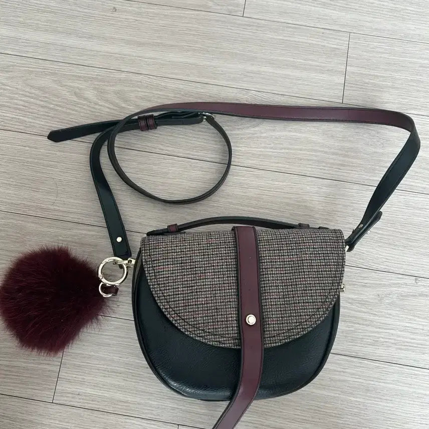 [BUNJANG] EGOIST Handbag / EGOIST  핸드백