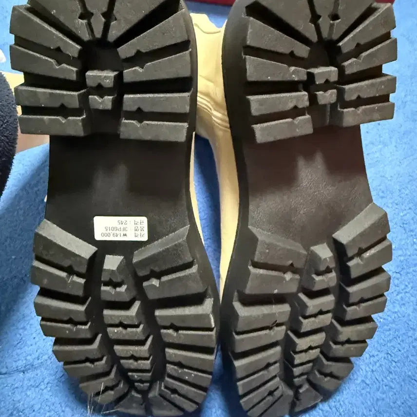 [BUNJANG] Hush Puppies Boots - Ivory 245 / 허쉬퍼피 부츠 새제품 풀세트