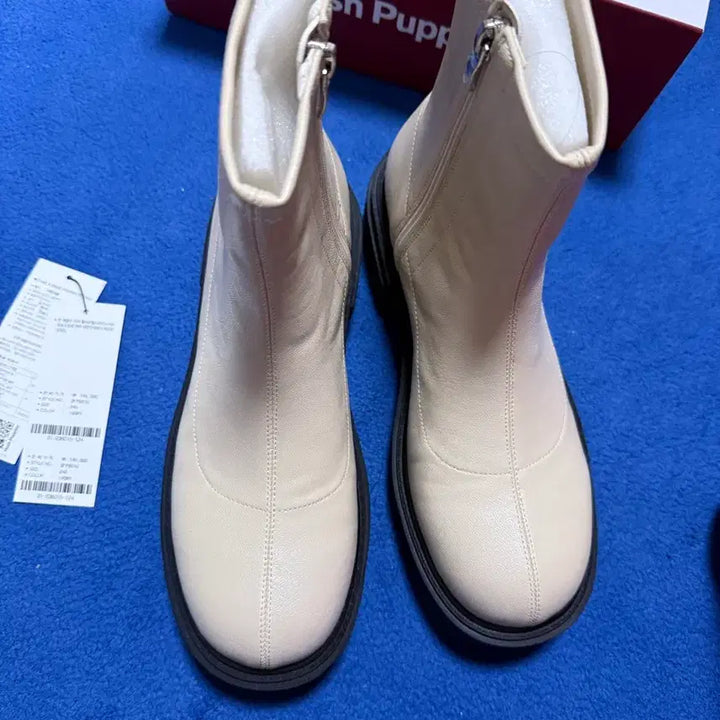 [BUNJANG] Hush Puppies Boots - Ivory 245 / 허쉬퍼피 부츠 새제품 풀세트