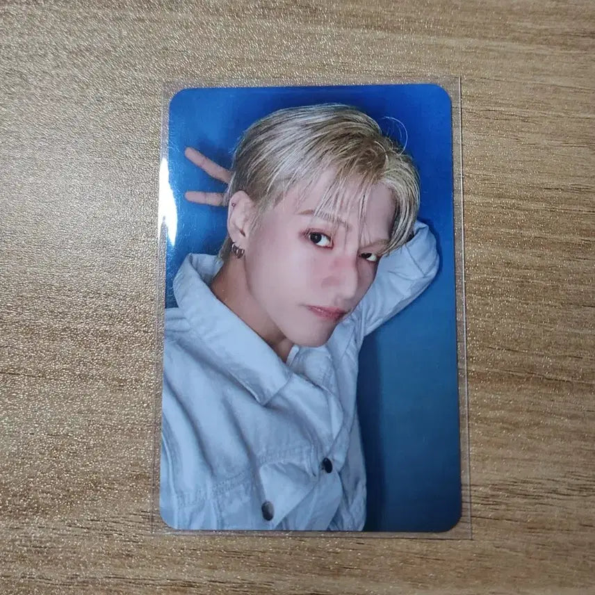 ATEEZ 에이티즈 우영 포카 GOLDEN HOUR 사운드웨이브 빼꼼브이