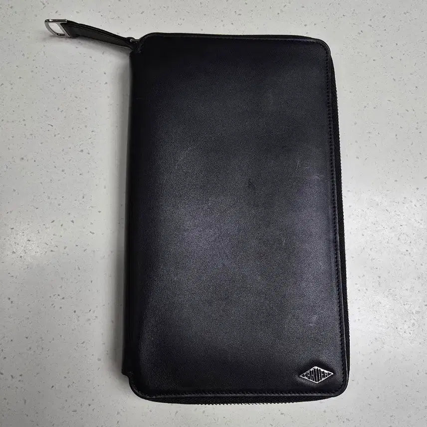 [BUNJANG] Cartier Black Clutch Wallet / 까르띠에 블랙 클러치 겸 지퍼 장지갑 / 판매