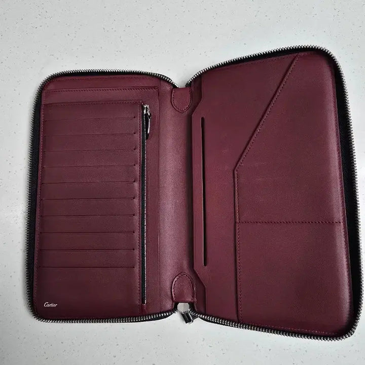 [BUNJANG] Cartier Black Clutch Wallet / 까르띠에 블랙 클러치 겸 지퍼 장지갑 / 판매