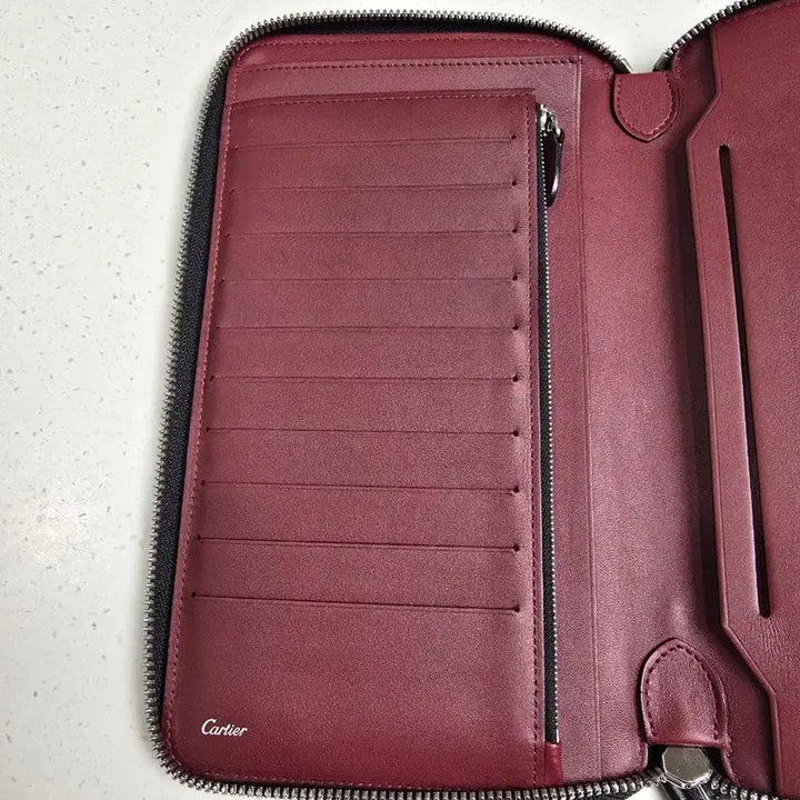 [BUNJANG] Cartier Black Clutch Wallet / 까르띠에 블랙 클러치 겸 지퍼 장지갑 / 판매