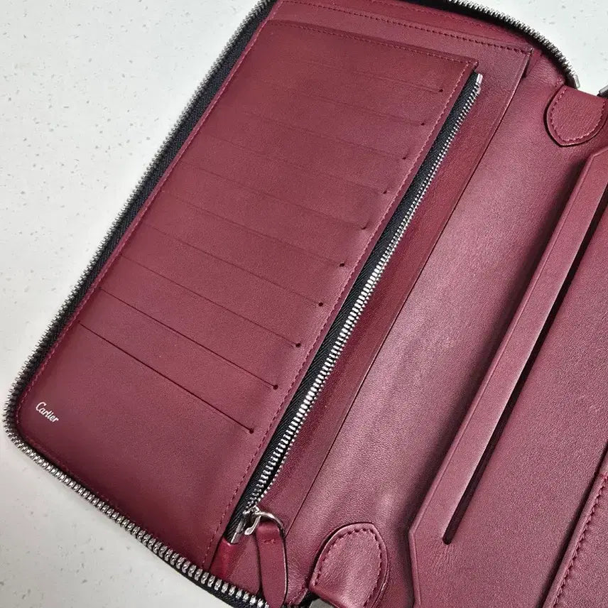 [BUNJANG] Cartier Black Clutch Wallet / 까르띠에 블랙 클러치 겸 지퍼 장지갑 / 판매