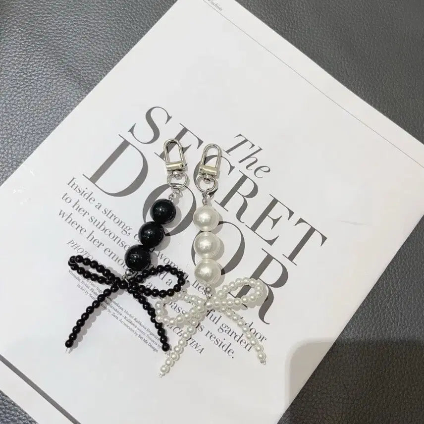 [BUNJANG] Unused Ribbon Keyring / (미사용)진주 리본 키링(가계의 키링 전부 만원 3개)